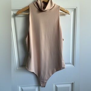 Alice + Olivia turtleneck sleeveless bodysuit, dusty rose color, size large
